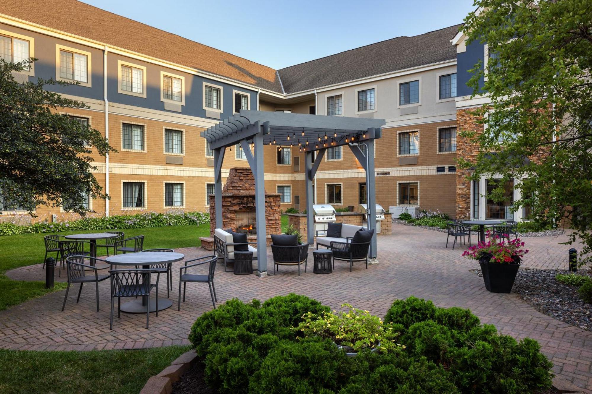 Staybridge Suites Minneapolis-Maple Grove By Ihg Bagian luar foto