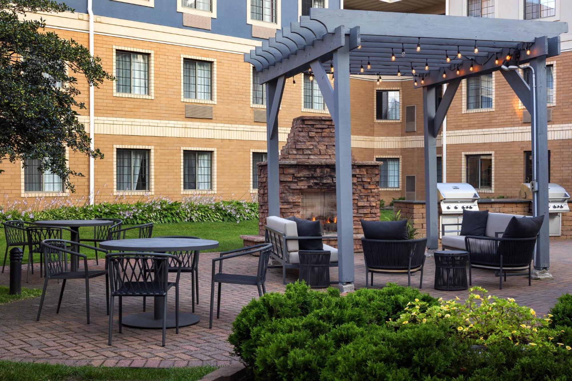 Staybridge Suites Minneapolis-Maple Grove By Ihg Bagian luar foto